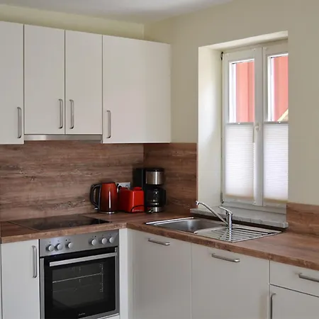 Maikaefer Apartman Colmberg